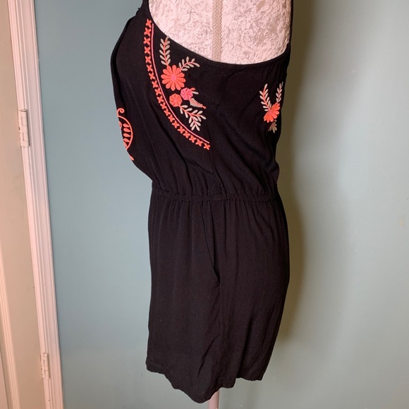 Embroided romper - Picture 3 of 7